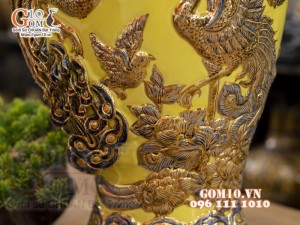 Mai bình vẽ vàng, nền vàng đắp nổi Chim hoa, cao 52cm 