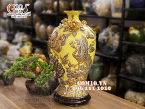 Mai bình vẽ vàng, nền vàng đắp nổi Chim hoa, cao 52cm 