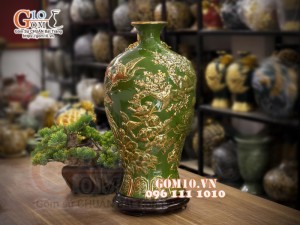 Mai bình vẽ vàng, nền xanh lục đắp nổi Chim hoa, cao 52cm