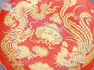 Mâm bồng họa tiết Rồng Phúc - Lộc - Thọ vàng kim men đỏ, đường kính 26cm