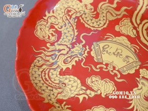 Mâm bồng họa tiết Rồng Phúc - Lộc - Thọ vàng kim men đỏ, đường kính 26cm