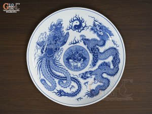 Mâm bồng Long Trấn men lam họa tiết Rồng, đường kính 32cm