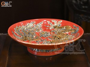 Mâm bồng men màu đắp nổi Rồng Phượng Như Ý nền đỏ vẽ vàng 24k, đường kính 26cm