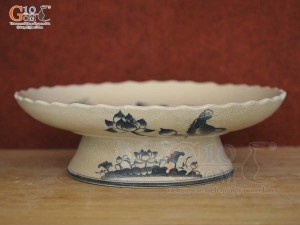 Mâm bồng men rạn hoạ tiết hoa sen, đường kính 25cm