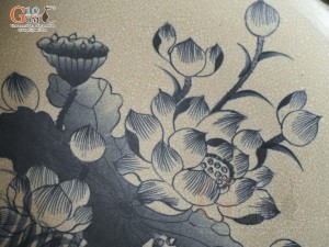 Mâm bồng men rạn hoạ tiết hoa sen, đường kính 25cm