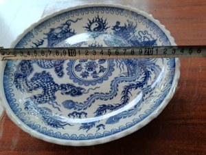 Mâm bồng men trắng họa tiết rồng phượng, phi 24cm