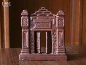 Mô hình gốm cổng Bắc Bộ 1975, kích thước 19x21cm