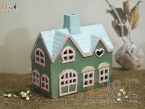 Mô hình ngôi nhà nhỏ nhiều màu sắc, 15x7cm (Ngẫu nhiên các mẫu)