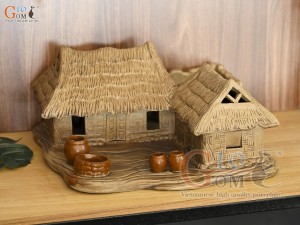 Mô hình nhà gốm mái tranh, 30x32cm