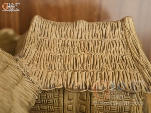 Mô hình nhà gốm mái tranh, 30x32cm