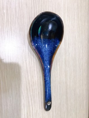 Thìa canh men hỏa biến xanh đá