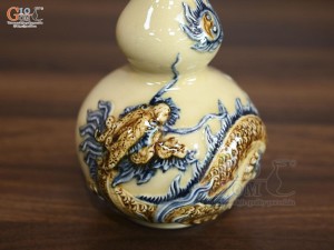 Nậm rượu 2 bầu men hoàng tộc đắp nổi Rồng Phúc Mãn, cao 18,5cm