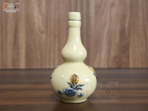 Nậm rượu 2 bầu men hoàng tộc đắp nổi Sen Phú Quý, cao 20cm