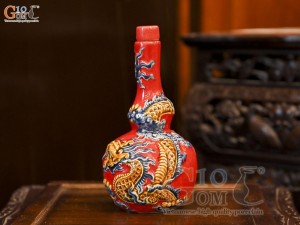 Nậm rượu 2 bầu men màu đắp nổi Rồng Như Ý nền đỏ, 0,3L