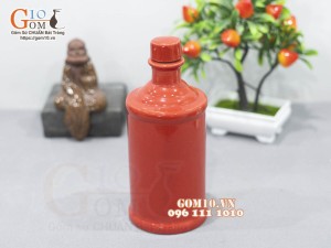 Nậm rượu dáng chai màu đỏ