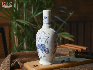 Nậm rượu dáng thon cao men trắng, in logo