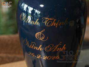Nậm rượu dáng thon men màu xanh, in logo