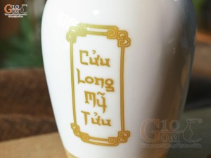 Nậm rượu dáng thon men trắng, in logo