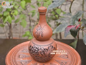 Nậm rượu gốm 2 bầu khắc Sen, 1,2 Lít