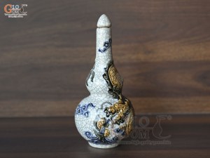 Nậm rượu hai bầu men rạn đắp nổi rồng, cao 26cm