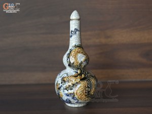 Nậm rượu hai bầu men rạn đắp nổi rồng, cao 26cm
