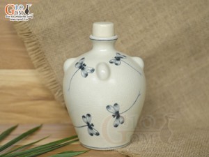 Nậm rượu men cổ vẽ chuồn kim, 250ml