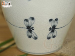 Nậm rượu men cổ vẽ chuồn kim in logo, 250ml