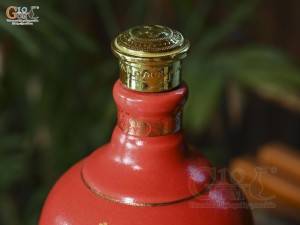 Nậm rượu men màu đỏ in logo