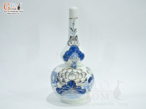 Nậm rượu men rong cổ vẽ hoạ tiết sen 0,5L - vẽ Vàng 24k