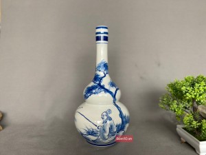 Nậm rượu men chàm cổ vẽ cảnh lã vọng câu, 2 Lít