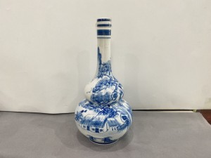 Nậm rượu men chàm cổ vẽ cảnh làng quê, 2L