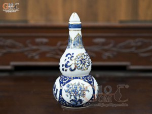 Nậm rượu men trắng họa tiết Tứ Cảnh Tài Lộc vẽ vàng 24k, cao 16cm