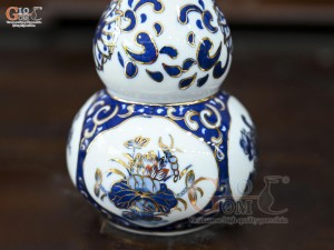 Nậm rượu men trắng họa tiết Tứ Cảnh Tài Lộc vẽ vàng 24k, cao 16cm