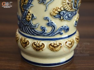 Ống hương men hoàng tộc đắp nổi Rồng Phúc Mãn, cao 22cm