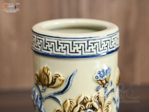 Ống hương men hoàng tộc đắp nổi Sen Phú Quý, cao 22cm