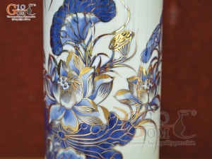 Ống hương men lam cổ vẽ Sen Tài Lộc vẽ vàng 24k, cao 22cm