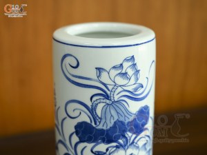 Ống hương men lam vẽ Sen Đại Cát, cao 20cm