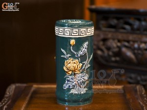 Ống hương men màu đắp nổi Sen Cát Tường nền xanh lục bảo, cao 18cm