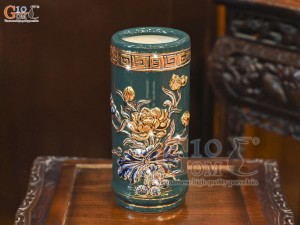 Ống hương men màu đắp nổi Sen Cát Tường nền xanh lục bảo vẽ vàng 24k, cao 22cm