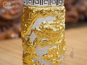 Ống hương men rạn đắp nổi Rồng Như Ý dát vàng 24k, 20cm