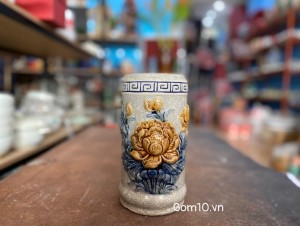 Ống hương men rạn đắp nổi Sen Tài Vượng, cao 18cm