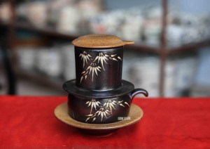 Bộ phin cà phê thấp khắc trúc ( Nắp vàng - xanh - đỏ )