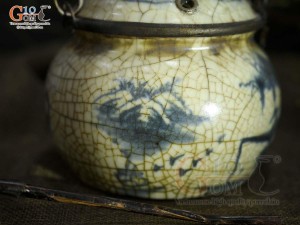 Quả điếu thắt men rạn cổ họa tiết Sơn Thủy, đường kính 11cm