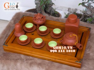 Bộ ấm chén gốm quai ngang đắp sen đỏ đầy đủ phụ kiện, 300ml