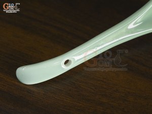 Thìa canh ngọc thanh dương vẽ hoa Đào