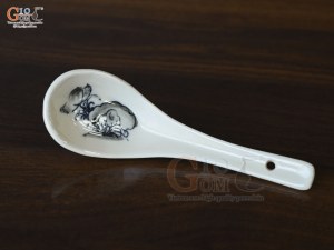 Thìa cơm men chàm cổ họa tiết Sen đen