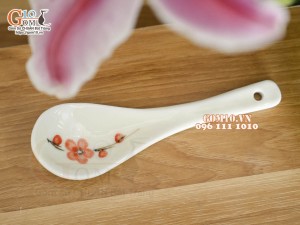 Thìa cơm men kem vẽ hoa Đào đỏ