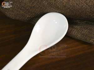 Thìa cơm men trắng