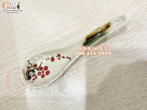 Thìa cơm men vuốt vẽ hoa Đào đỏ