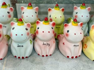 Tiết kiệm ngựa kích thước cao 22cm ( màu ngẫu nhiên)